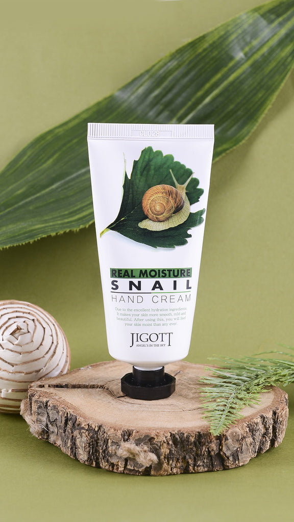 JIGOTT REAL MOISTURE SNAIL HAND CREAM
