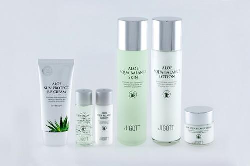 Jigott Aloe Aqua Balance Skin Care: Ultimate Hydration!